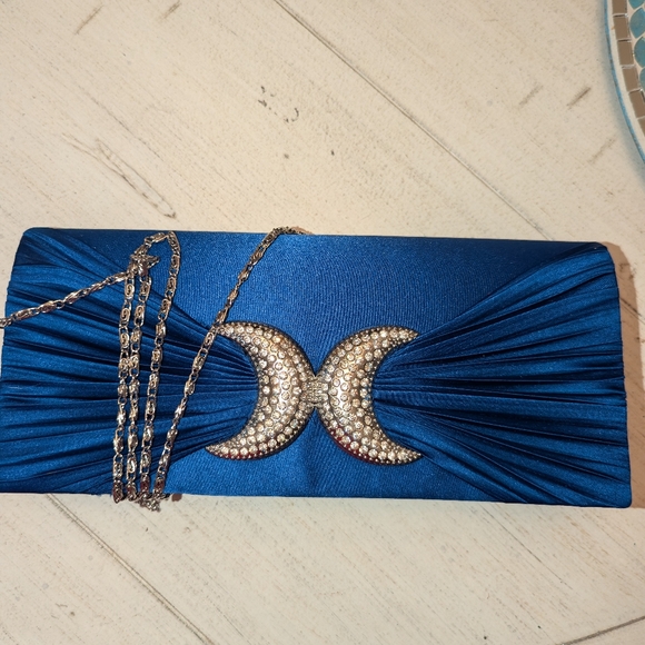 New Blue Clutch or  Crossbody - Picture 10 of 10